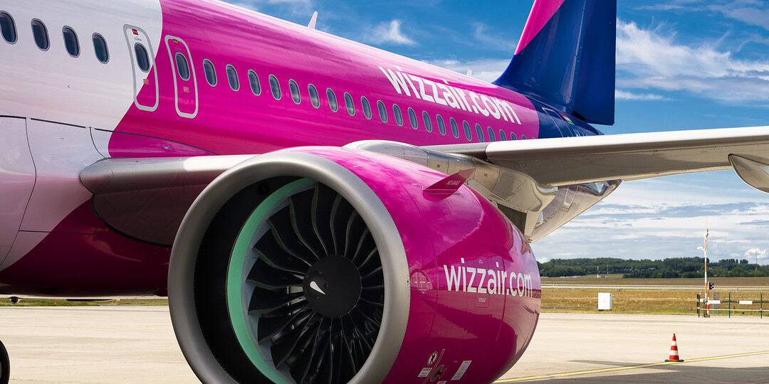 En fotos: paso elevado de Wizz Air UK Wells